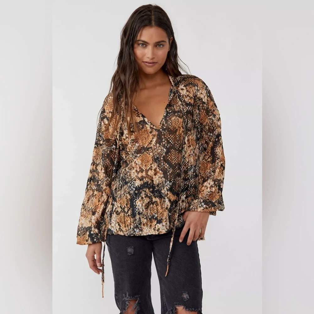 Free People Out For The Night Top (Size S)
